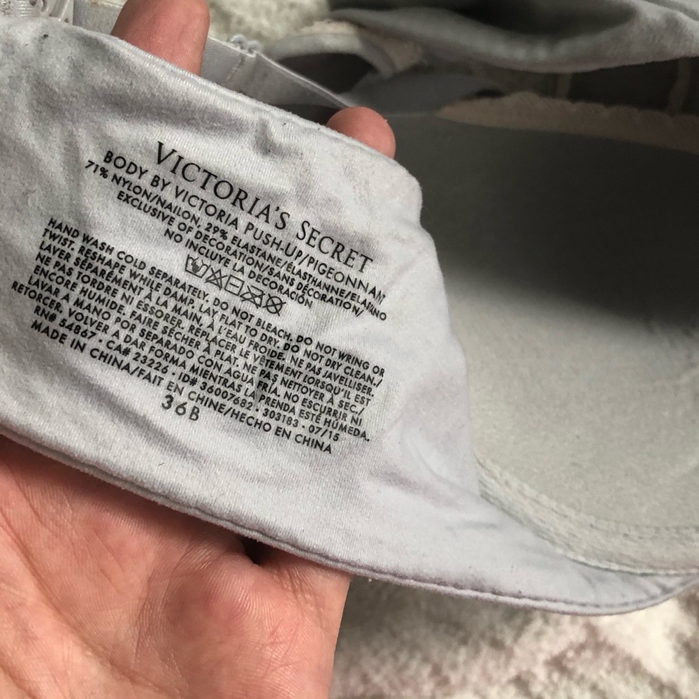 bra - Picture 3 of 3